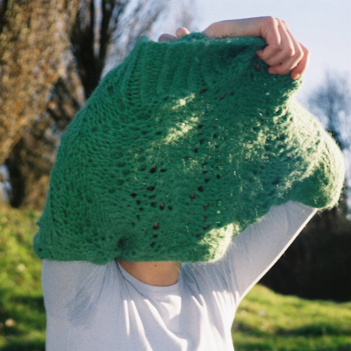 Strickset Lochmuster Pullover Frisk von Sandnes Garn - Image 3